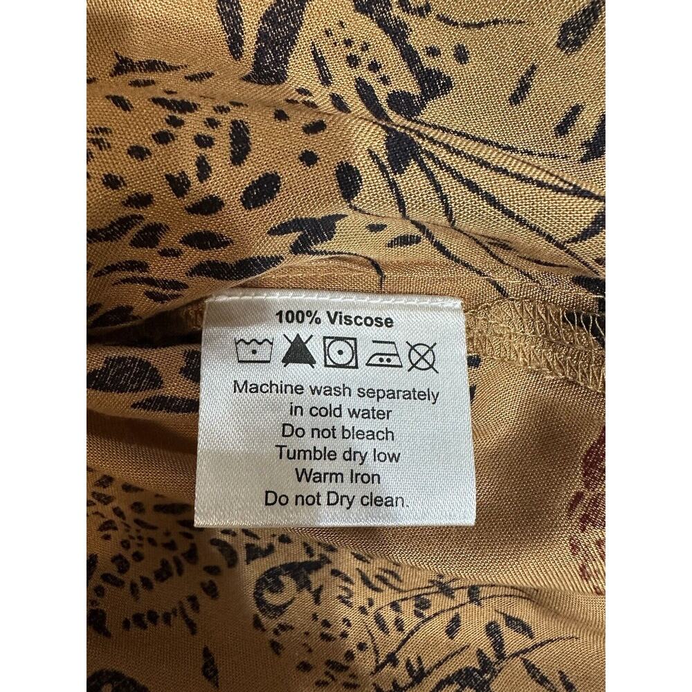 Earthbound Trading Co Short Sleeve Button Down Brown Leopard Shirt Size Large - Picture 6 of 12